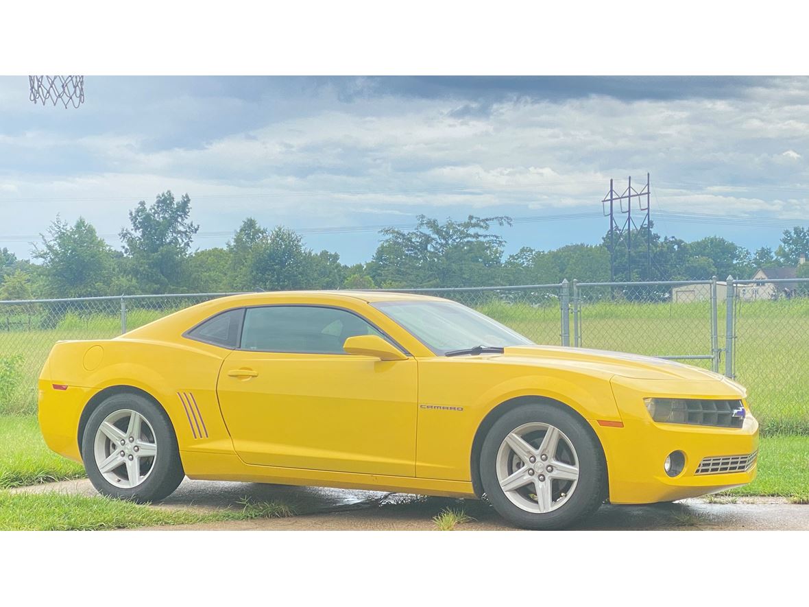 2011 Chevrolet Camaro for sale by owner in Scott