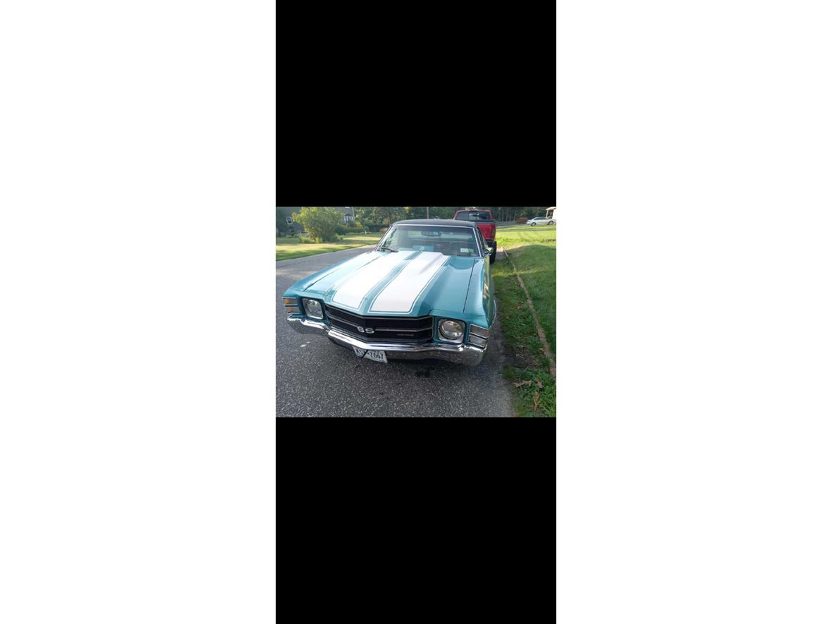 1971 Chevrolet Classic for sale by owner in Central Islip