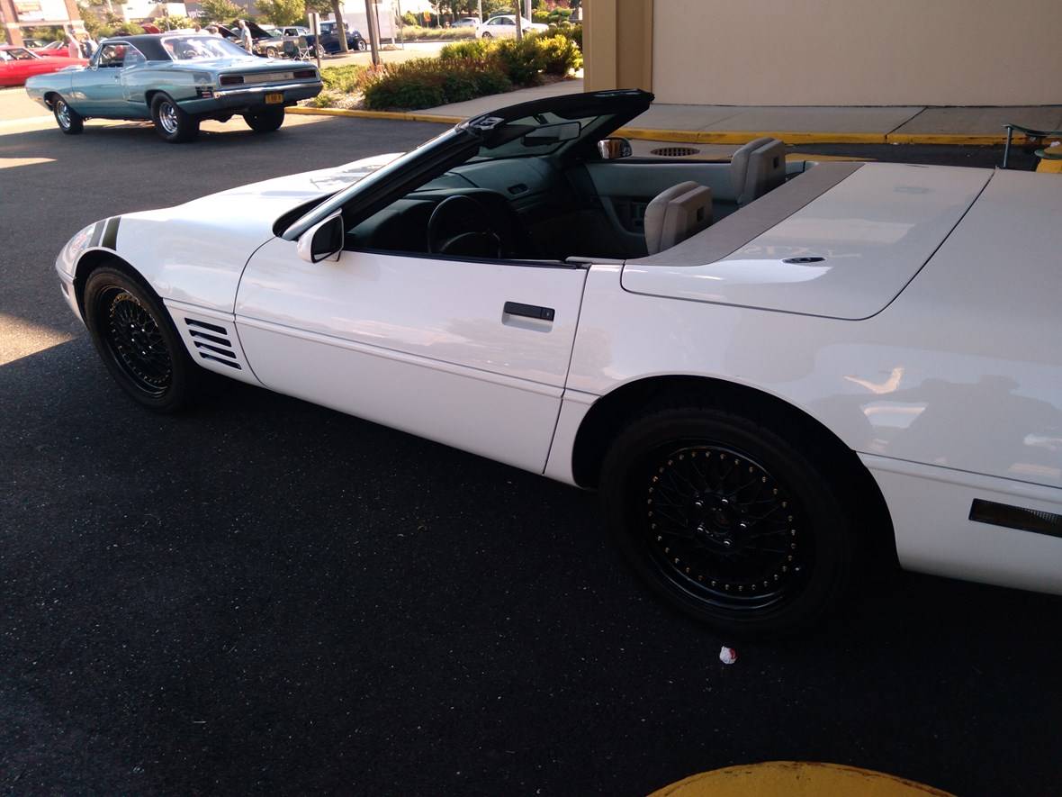 1992 Chevrolet Corvette for sale by owner in West Islip