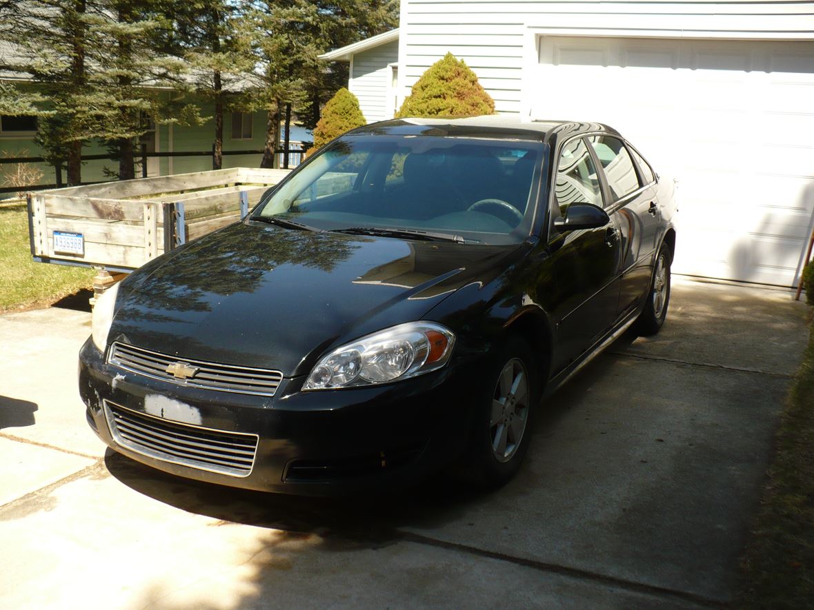 2009 Chevrolet Impala for sale by owner in Evart