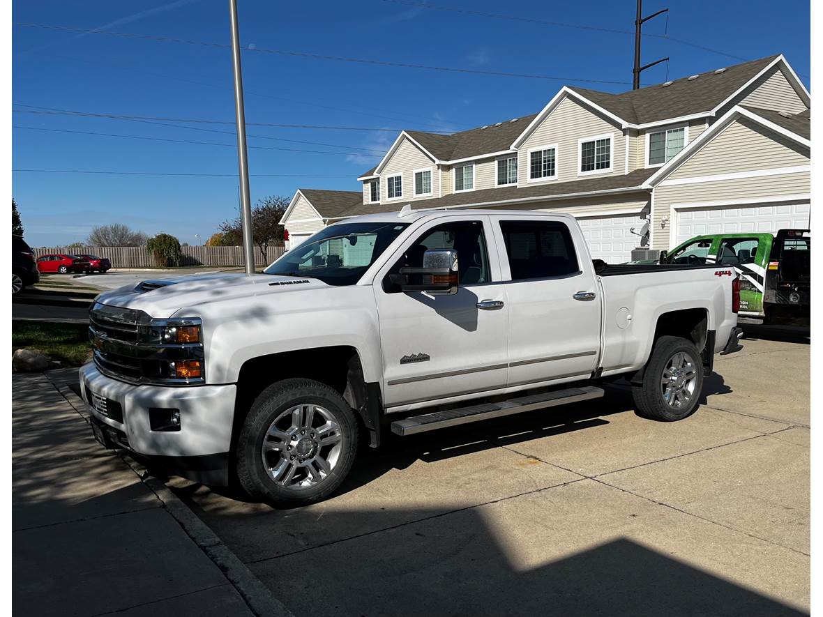2019 Chevrolet Silverado 2500HD for sale by owner in Altoona