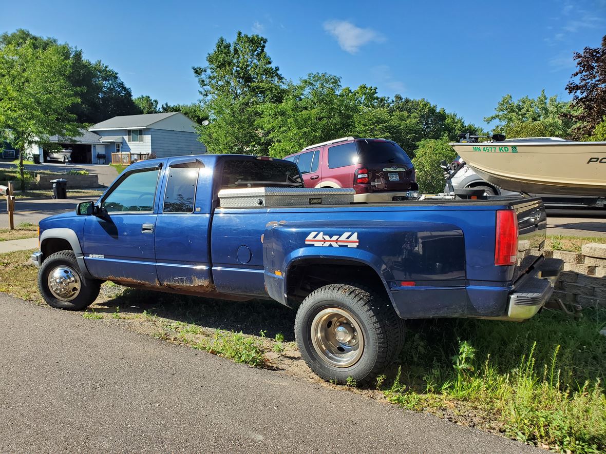 1998 Chevrolet Silverado 3500 for sale by owner in Anoka