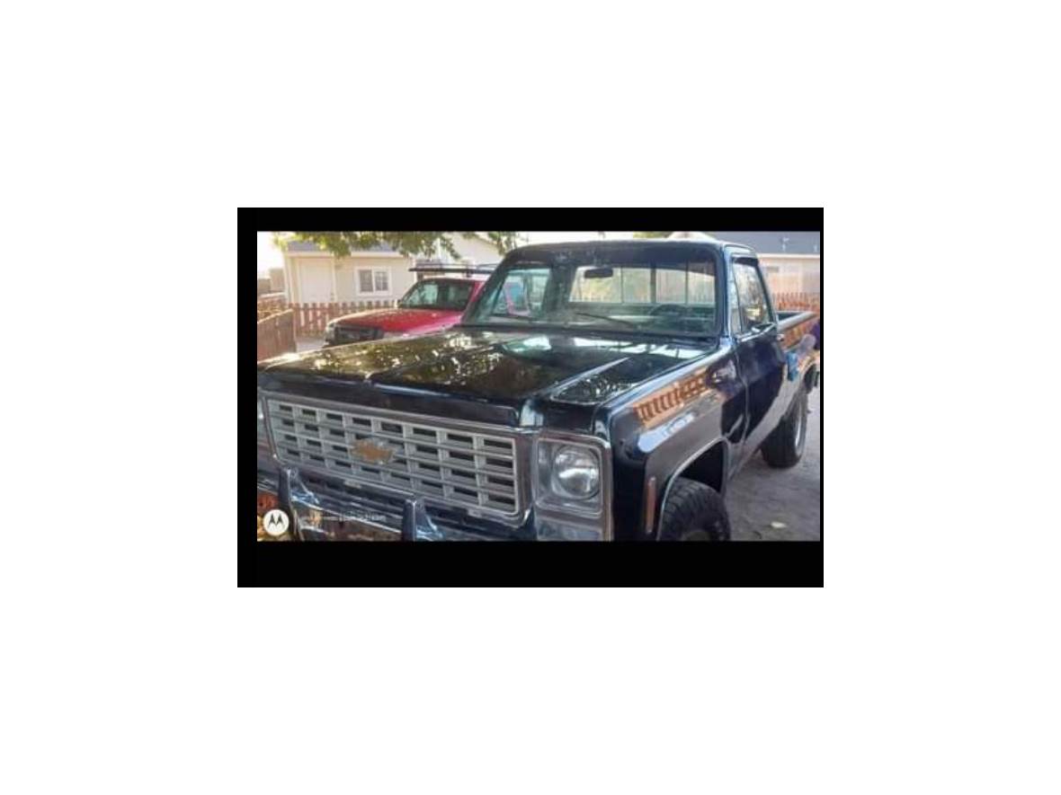 1976 Chevrolet Silverado Pickup  for sale by owner in Bakersfield