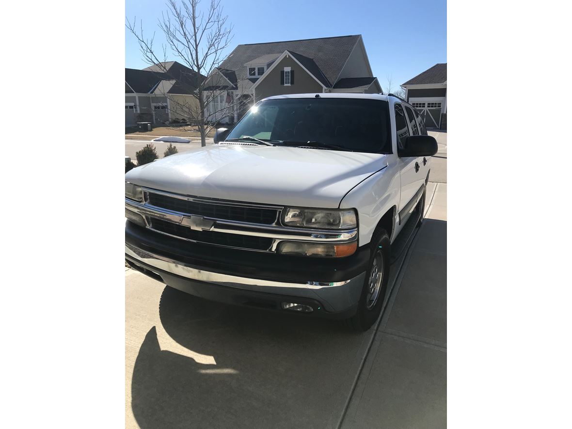 2003 Chevrolet Suburban for sale by owner in Westfield