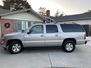 2006 Chevrolet Suburban with Beige Exterior