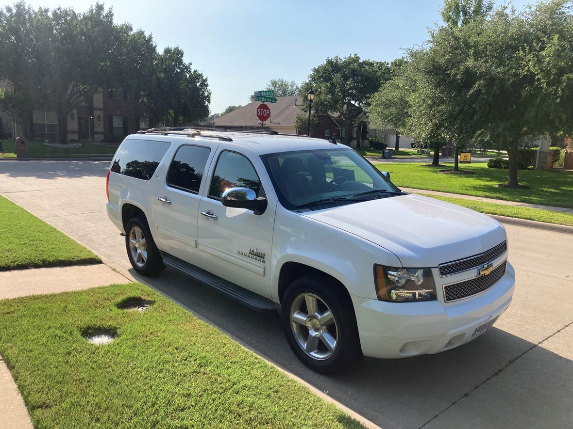 2011 Chevrolet Suburban for sale by owner in Allen