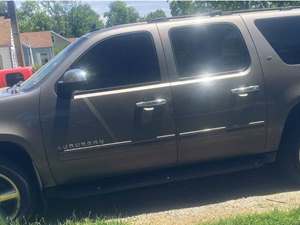 2014 Chevrolet Suburban with Gray Exterior