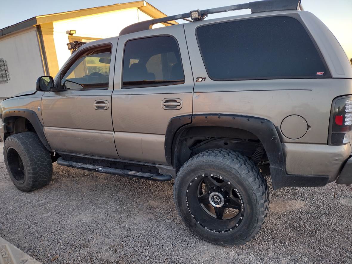 2002 Chevrolet Tahoe for sale by owner in Las Cruces