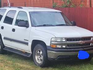 White 2003 Chevrolet Tahoe