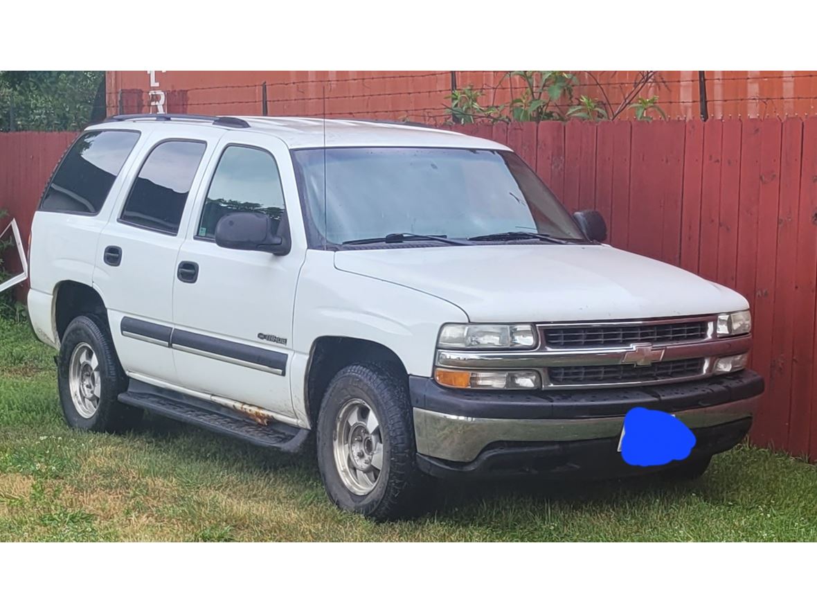 2003 Chevrolet Tahoe for sale by owner in Naperville