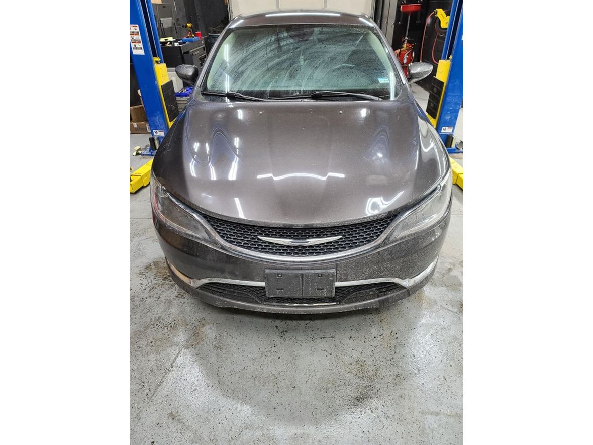 2015 Chrysler 200 for sale by owner in Anderson
