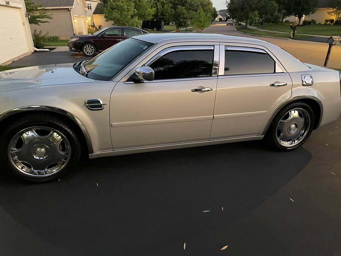2005 Chrysler 300 for sale by owner in Montgomery
