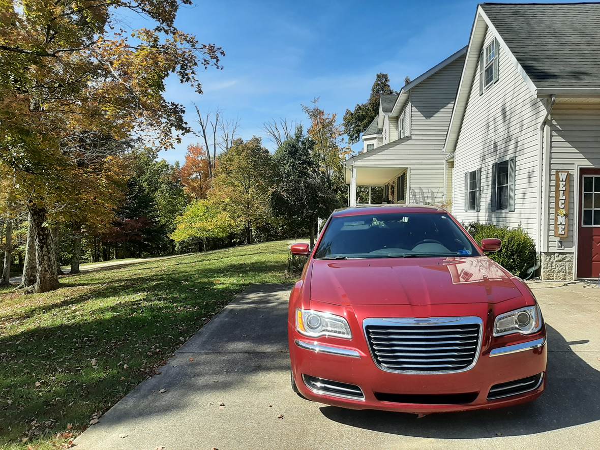 2012 Chrysler 300 for sale by owner in Huntington