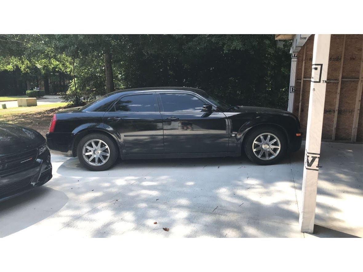 2005 Chrysler 300C for sale by owner in Stockbridge