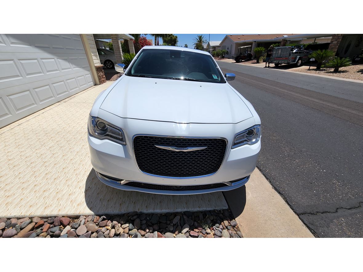 2017 Chrysler 300C for sale by owner in Mesa