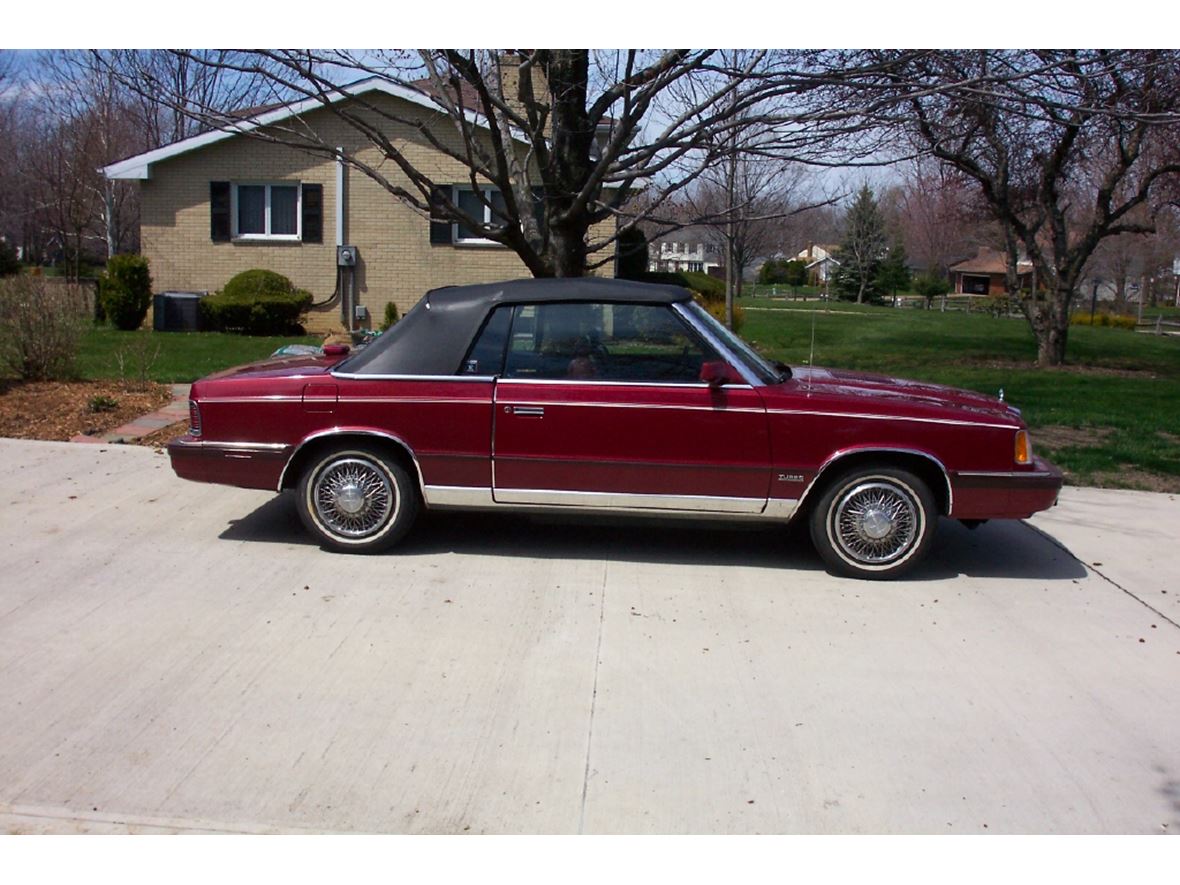 1986 Chrysler Le Baron for sale by owner in Painesville