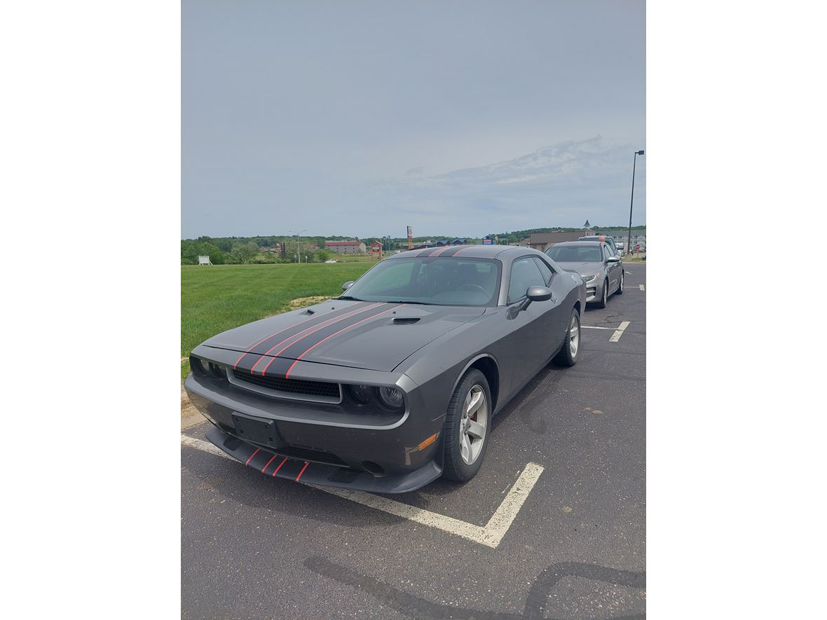 2011 Dodge Challenger for sale by owner in Elroy