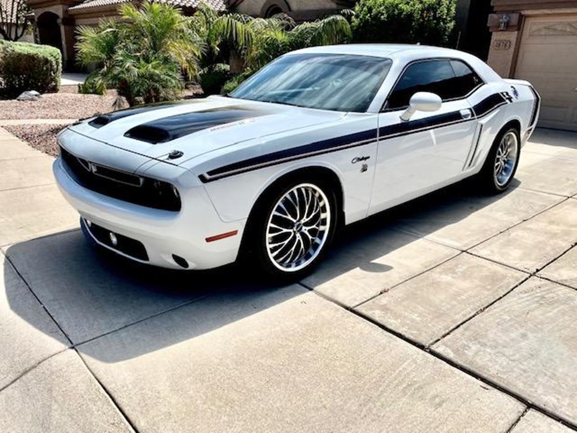 2015 Dodge Challenger for sale by owner in Gilbert