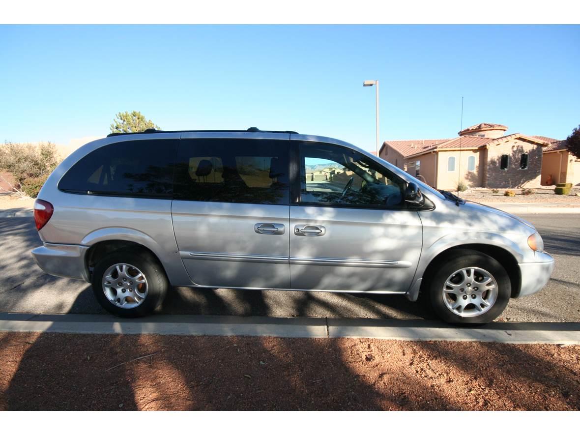 2002 Dodge Grand Caravan for sale by owner in Rio Rancho
