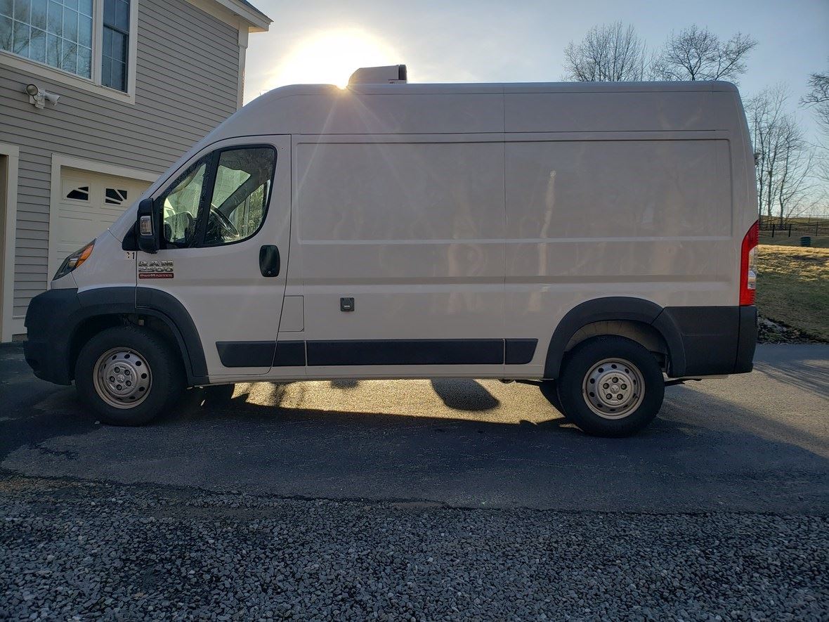 2018 Dodge Promaster 2500 refrigeration van for sale by owner in Dracut