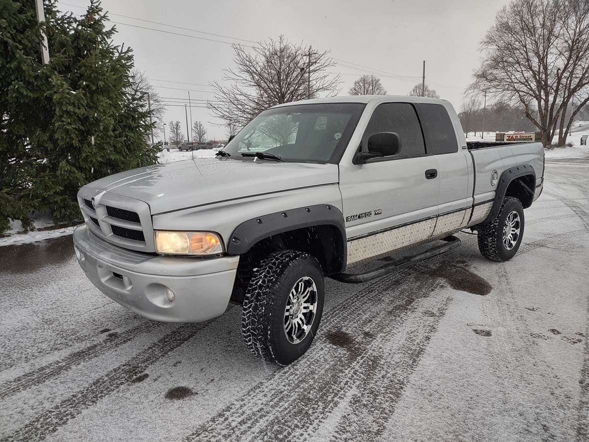 2001 Dodge Ram 1500 for sale by owner in Martin