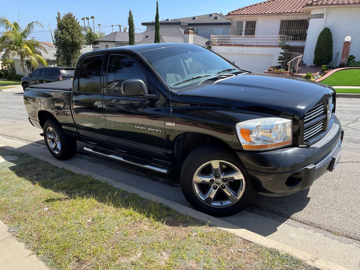 2006 Dodge Ram 1500 for sale by owner in Los Angeles