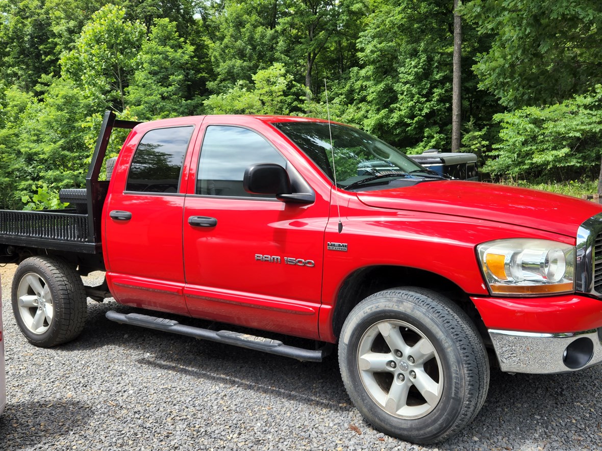 2006 Dodge Ram 1500 for sale by owner in Berkeley Springs