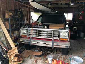 Silver 1984 Dodge Ramcharger