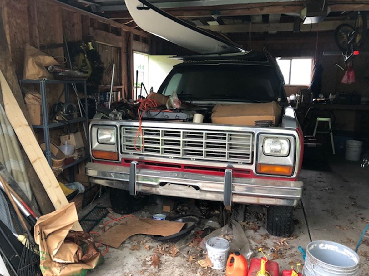 1984 Dodge Ramcharger for sale by owner in Farmington
