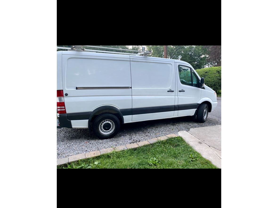 2008 Dodge Sprinter Cargo for sale by owner in Pittston