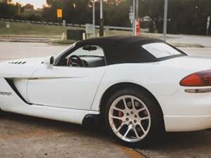 White 2004 Dodge SRT Viper