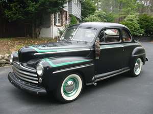 Black 1947 Ford DELUXE