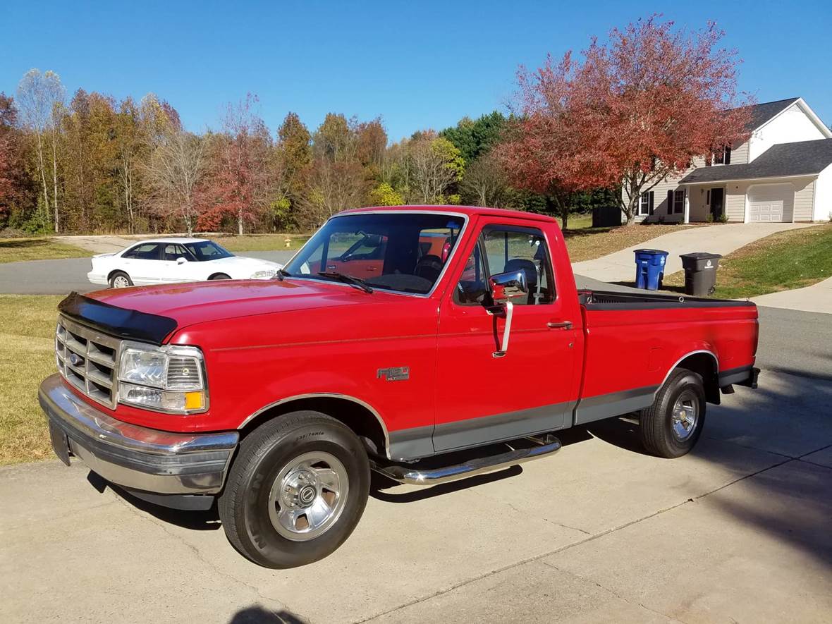 1992 Ford E-150 for sale by owner in Winston Salem