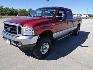 2002 Ford E-250 with Red Exterior