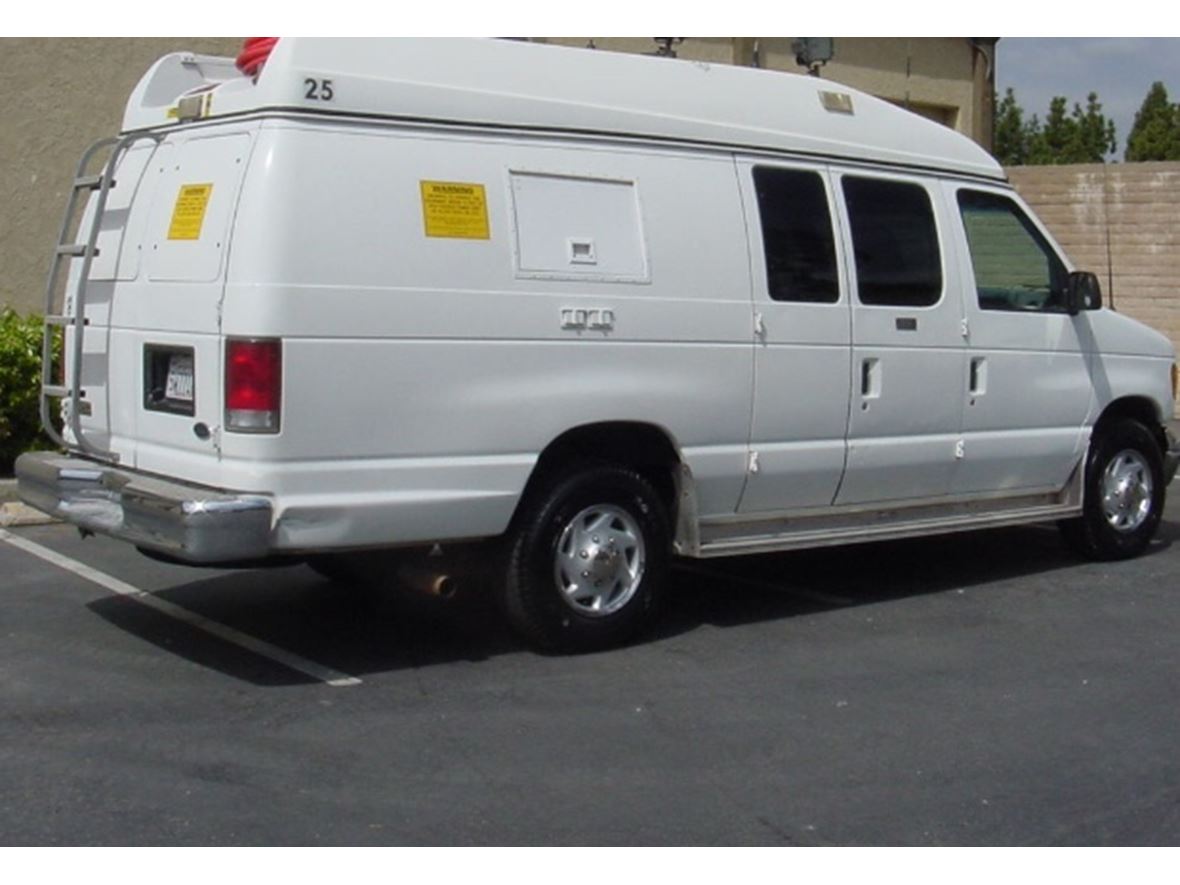 1999 Ford E350 Super Duty extended Body  for sale by owner in Oak Park