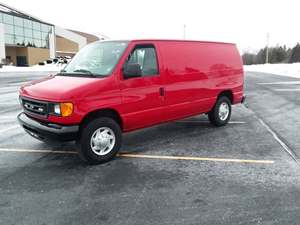 Red 2007 Ford Econoline Cargo