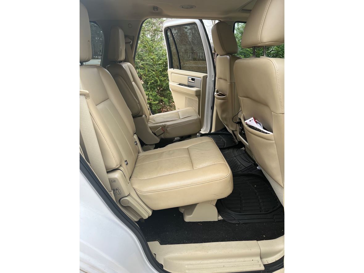 2015 Ford Expedition for sale by owner in Albany