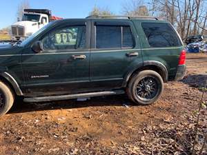 Green 2002 Ford Explorer