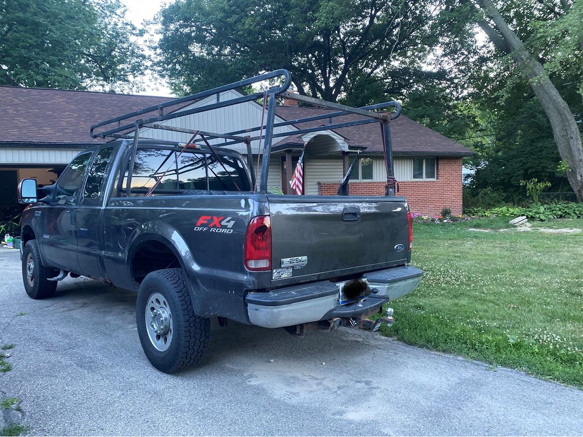 2006 Ford F-250 Super Duty for sale by owner in Mount Clemens