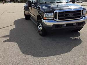 2001 Ford F-350 Super Duty with Black Exterior