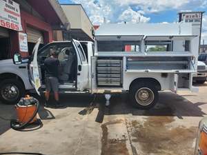 2004 Ford F-450 Super Duty with White Exterior