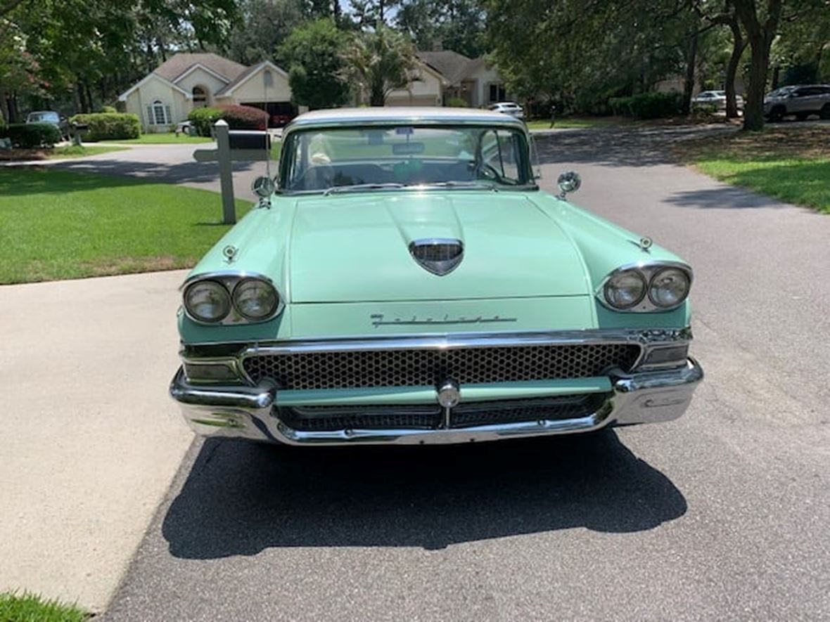 1958 Ford Fairlane 500 Town Victoria Antique Car Bluffton, SC 29910