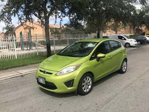 Green 2012 Ford Fiesta SE