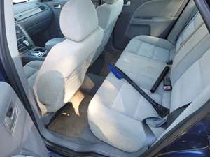 2005 Ford Five Hundred with Blue Exterior