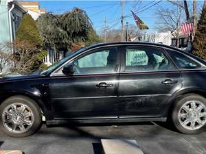 Black 2007 Ford Five Hundred