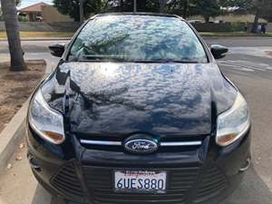 Black 2012 Ford Focus 