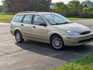 2002 Ford Focus with Gold Exterior