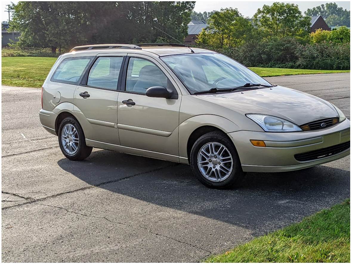 2002 Ford Focus for sale by owner in Howell