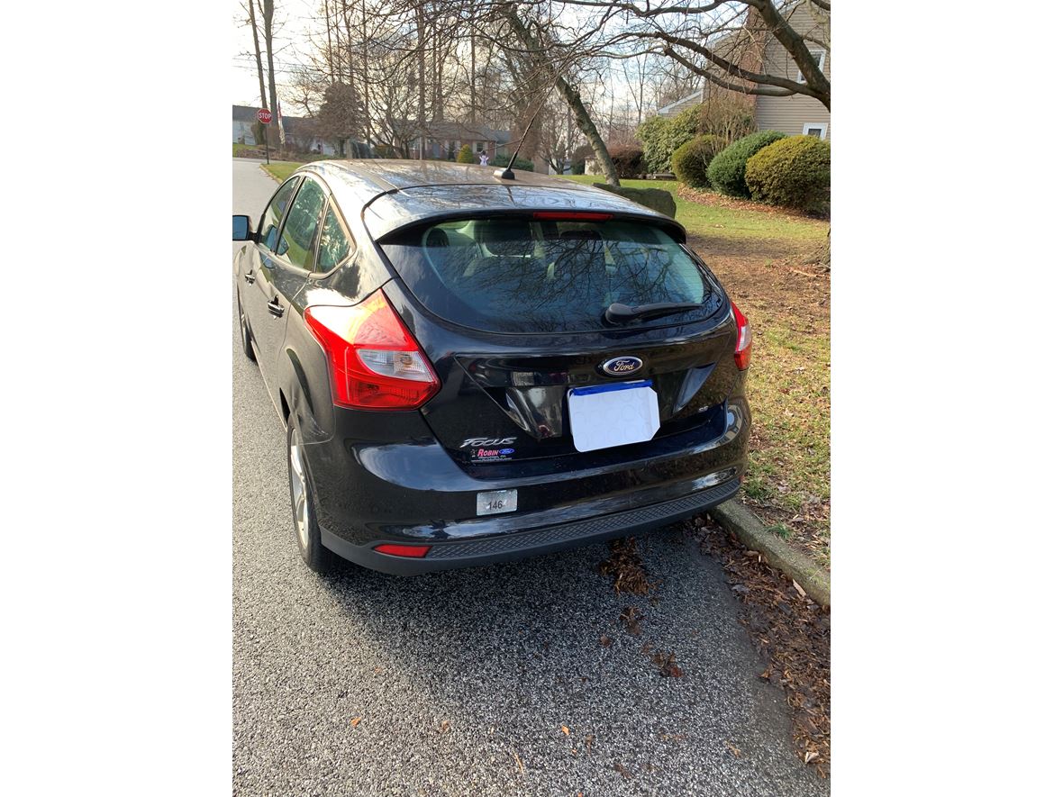 2013 Ford Focus for sale by owner in West Chester