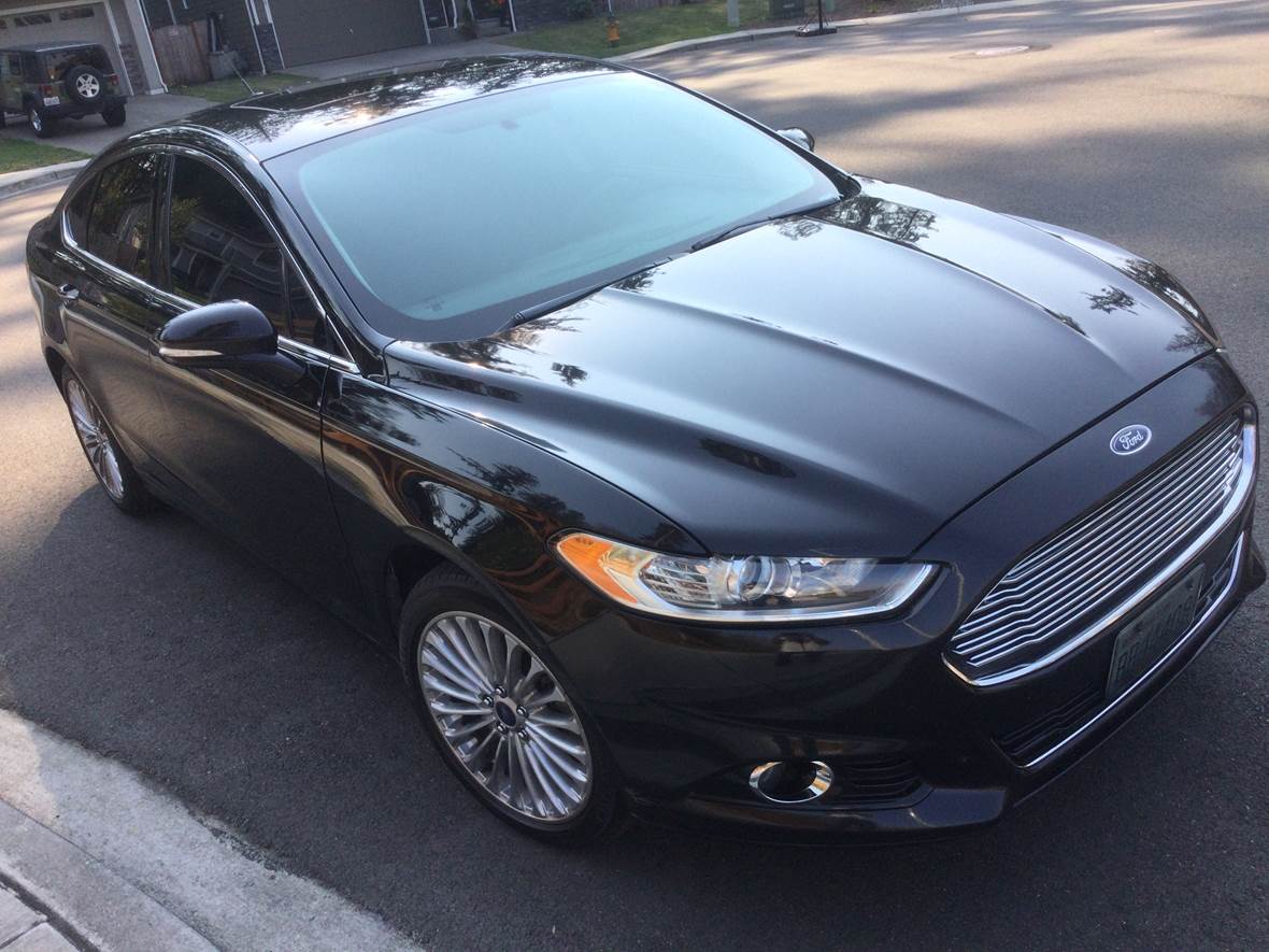 2016 Ford Fusion Titanium  for sale by owner in Lake Stevens